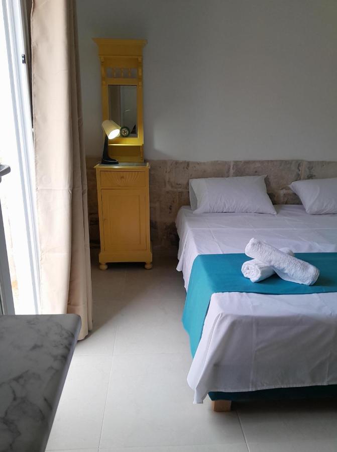 Limestone Sun Suites Слима Екстериор снимка