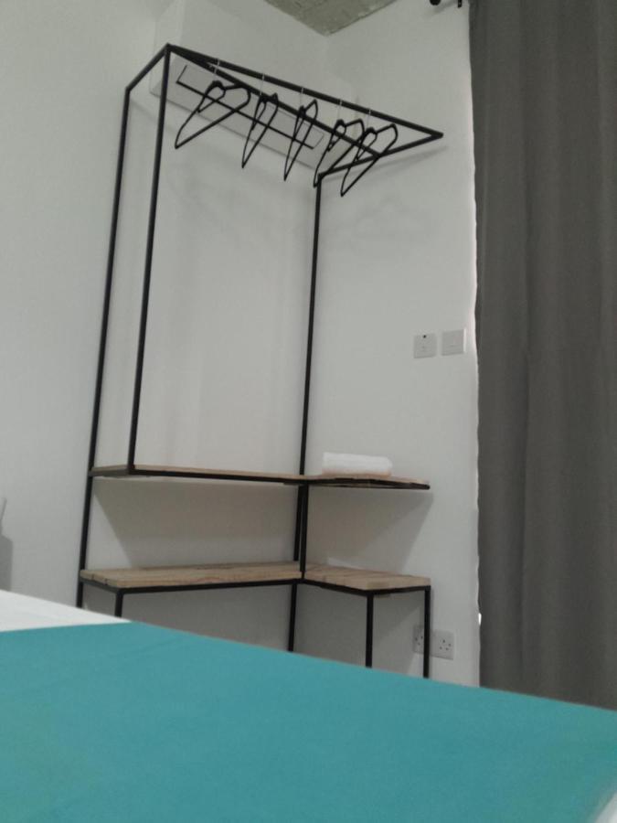 Limestone Sun Suites Слима Екстериор снимка