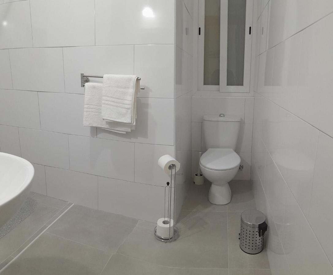 Limestone Sun Suites Слима Екстериор снимка