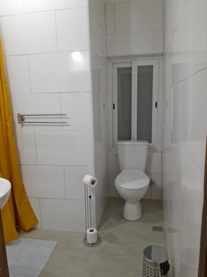 Limestone Sun Suites Слима Екстериор снимка